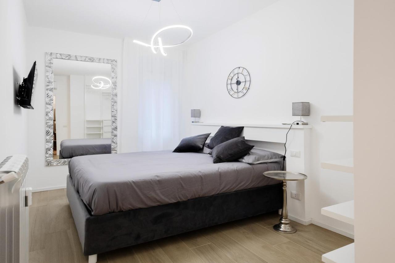 Live Doria - Luxury Apartment Рим Екстер'єр фото
