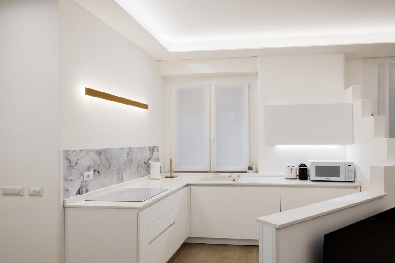 Live Doria - Luxury Apartment Рим Екстер'єр фото