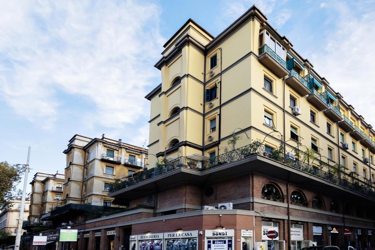 Live Doria - Luxury Apartment Рим Екстер'єр фото